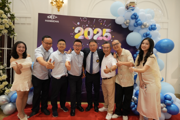 扬帆东南亚，，，奋进正当时：聚高越南首届年会隆重召开